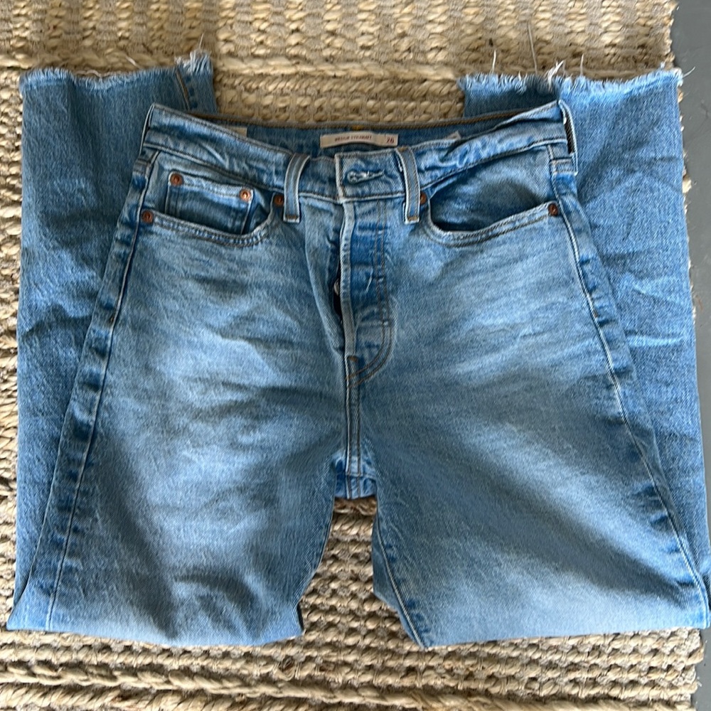 Levi’s wedgie straight jeans size 26